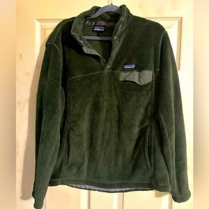 Green Patagonia Pullover